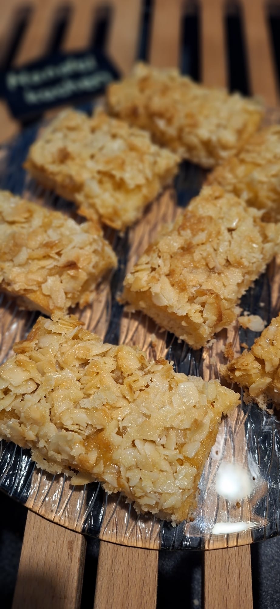 Hausgemachter Butterkuchen mit Mandeln